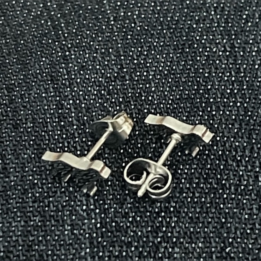 NEW Silver Dog Silhouette Stud Earrings – Minimalist Pet Lover Jewelry - Picture 5 of 6
